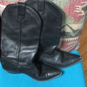 Black cowboy boots